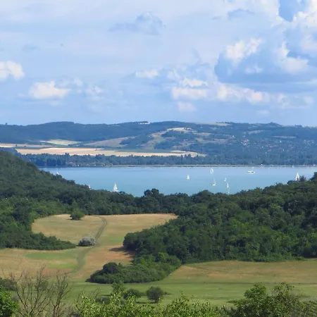 In Casa Ciliegia Apartment Balatonfured